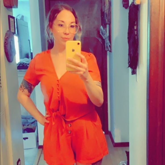 Meet your Posher, Johanna - Picture 2 of 2